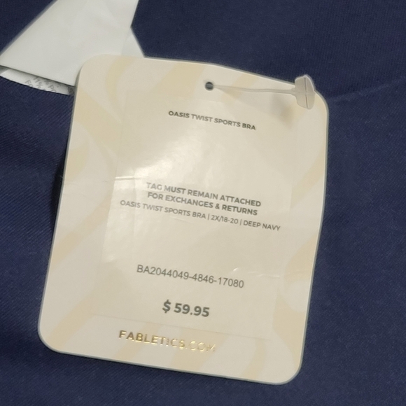 Fabletics NWT Oasis Twist Medium Impact Sports Bra Size 2X. - Picture 10 of 12
